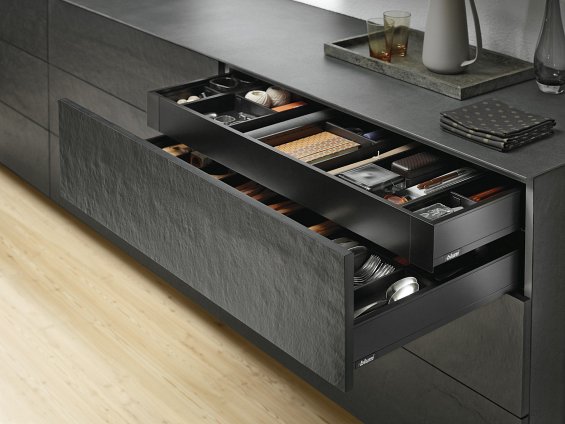 Внутренний ящик LEGRABOX pure (высота M 90,5, глубина 350 мм), терра-черный